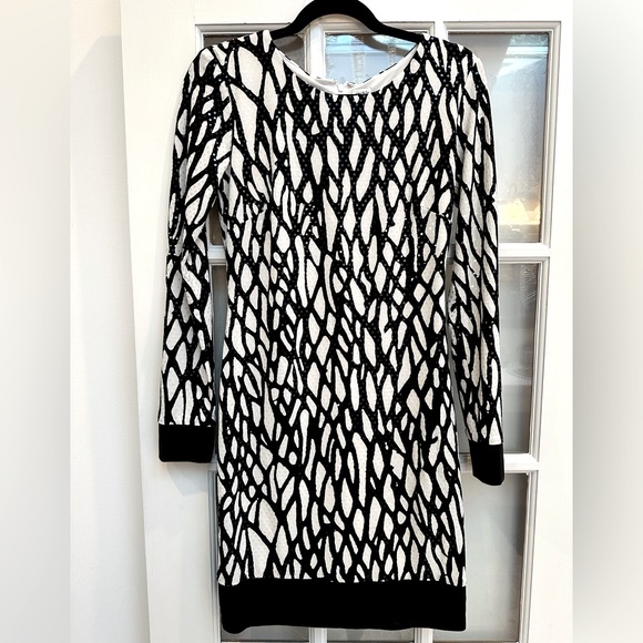 Vintage Y2K Cache White Black Silk Sequin Party Cocktail Shift Dress Size 4 S - Picture 1 of 13